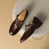 Manon | Mary Jane Schoenen