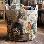 Gewatteerde wasmand – Kat op de patchworkdeken